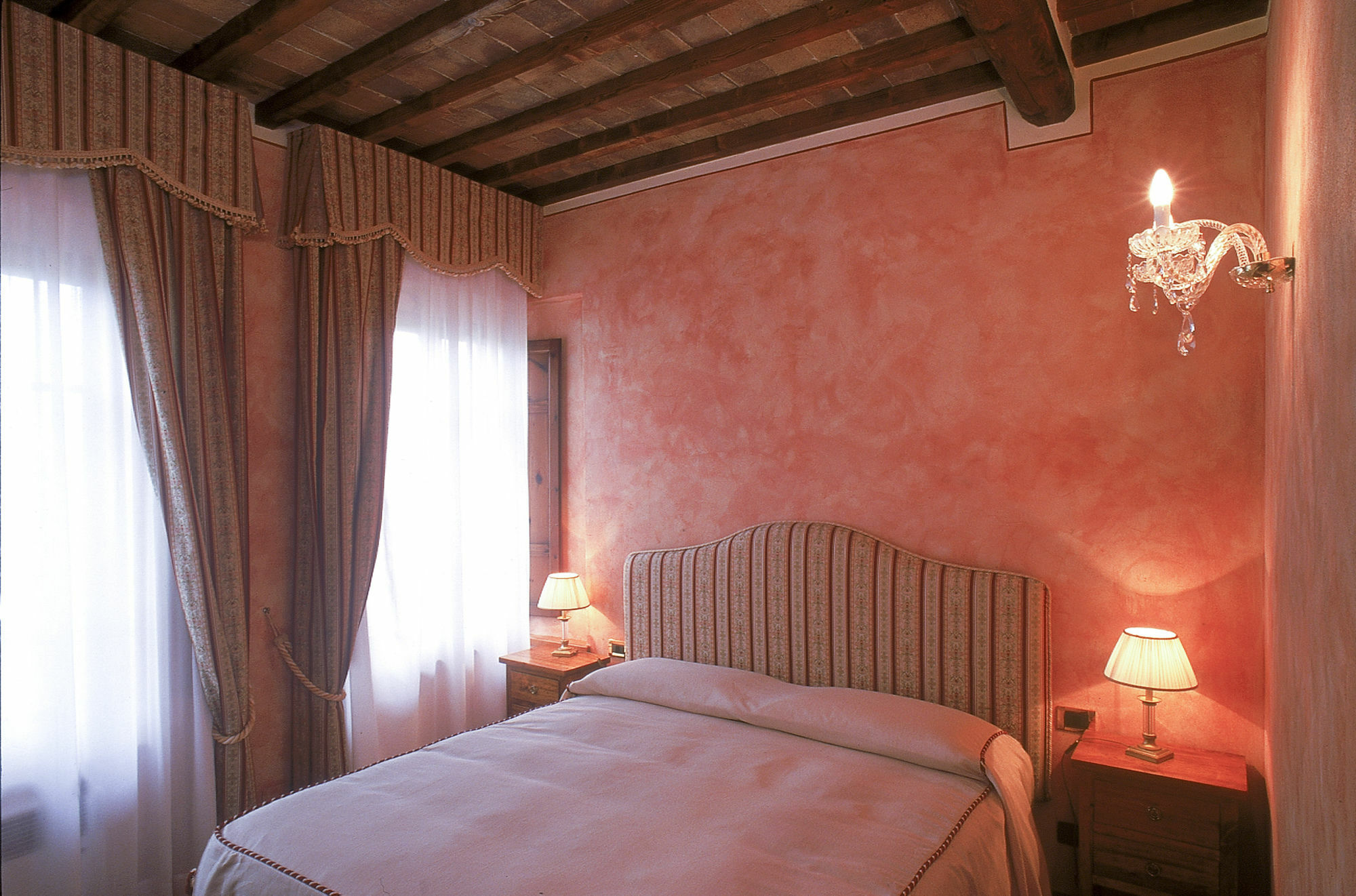 B&B Palazzo Al Torrione San Gimignano Exterior foto